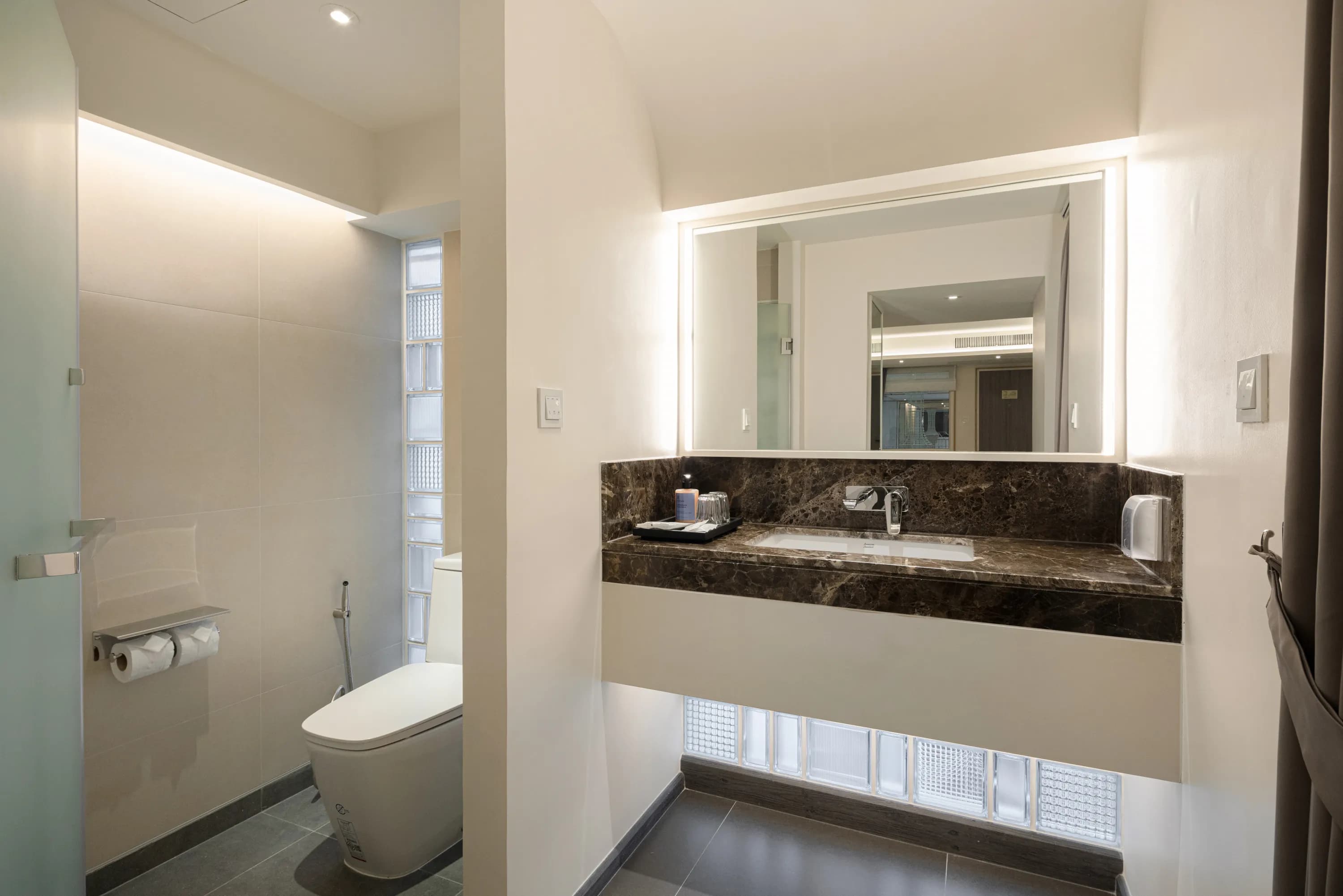 YANH Suite